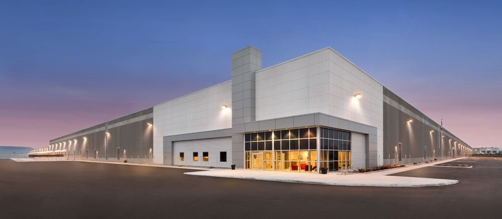 Elk Grove grocery distribution warehouse off Highway 99 where a freezer trailer adds surge cold storage capacity