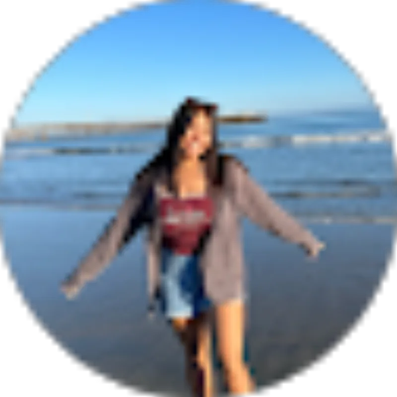 Kayla P., verified reviewer